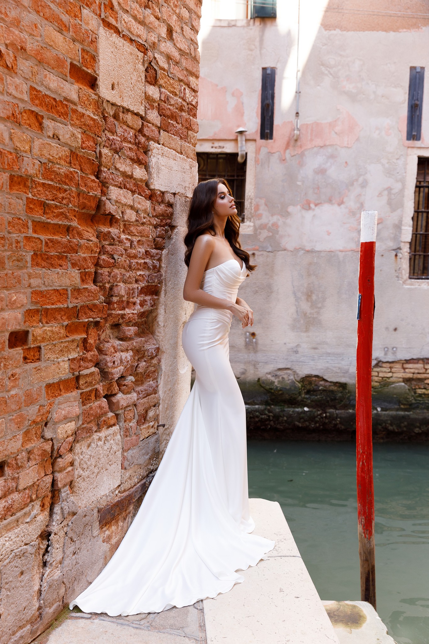 Claudia by Oksana Mukha - Side view of Gown