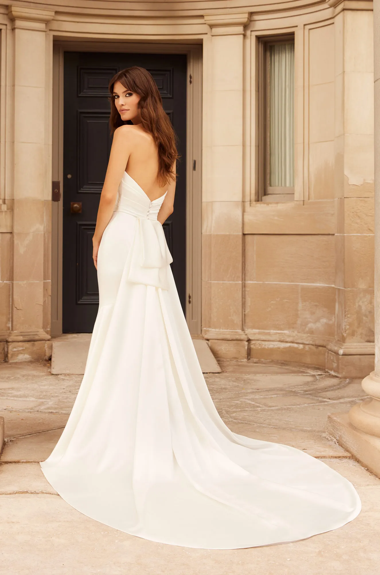 Paloma Blanca - 5030 - Back of Dress