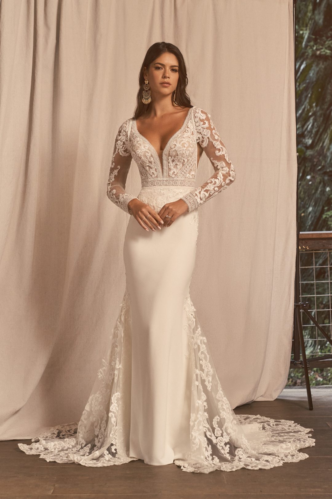 Lillian West - 66288 with Sleeves